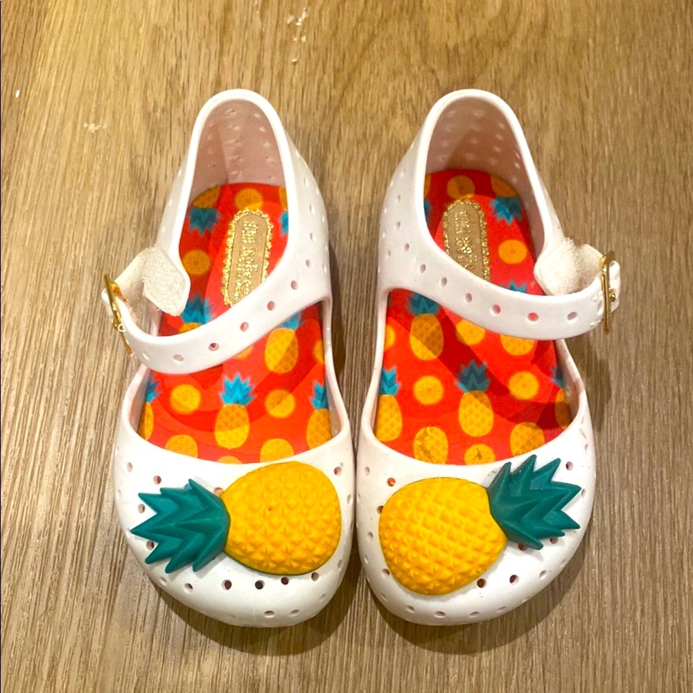 Mini Melissa White Pineapple Kids Shoes Sandals Size 6